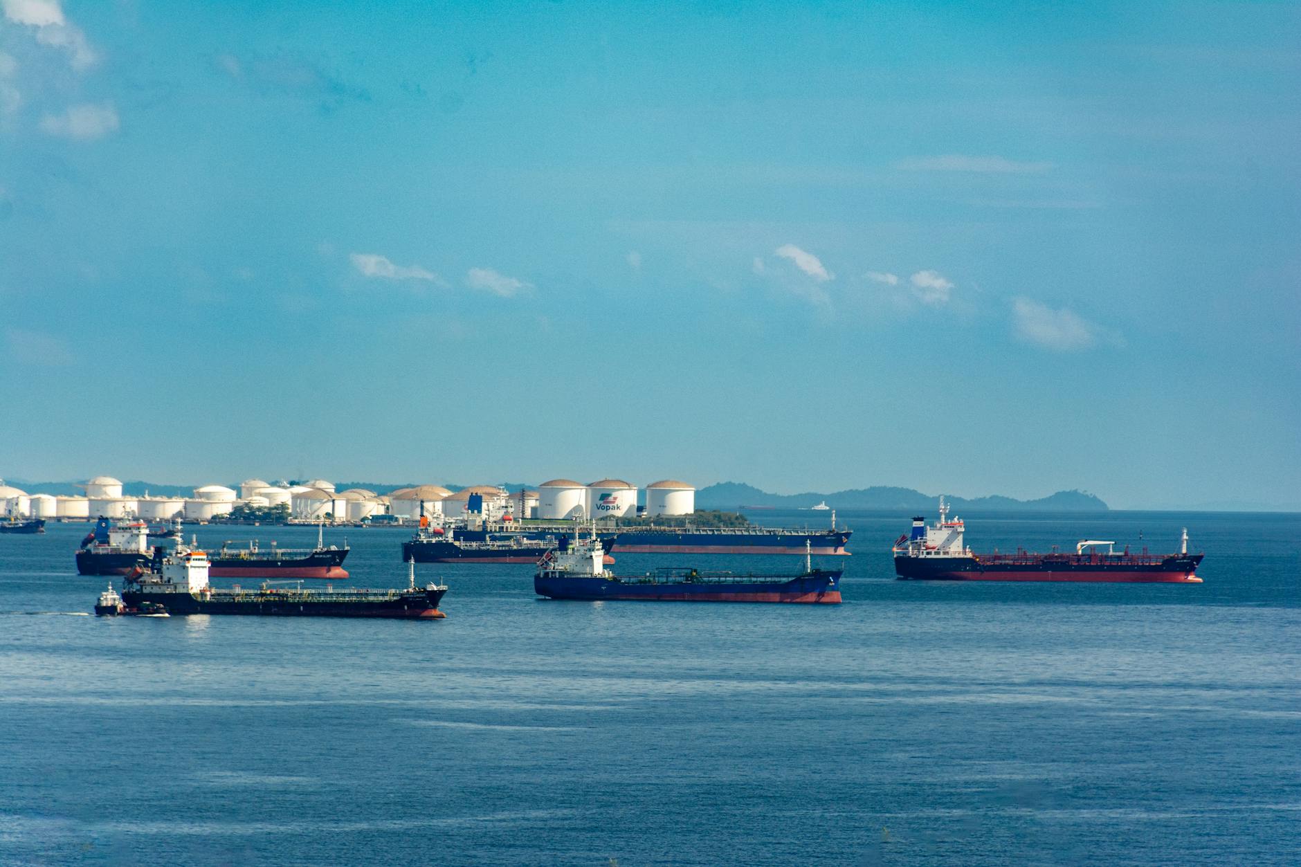 Markets Surge on Earnings Strength as Iran-Hormuz Tensions Simmer: May 20, 2026