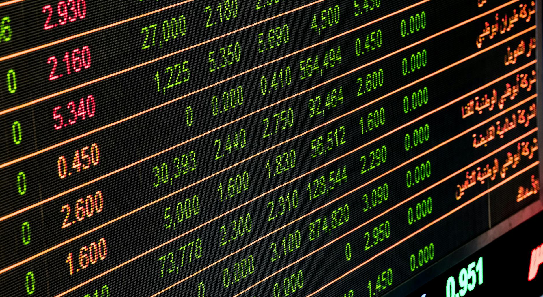 Markets Edge Higher Amid Mixed GDP Signals and Retail Earnings Strength – June 2, 2026
